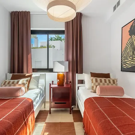 & Golf - Lagoon Pool - Sleeps 8