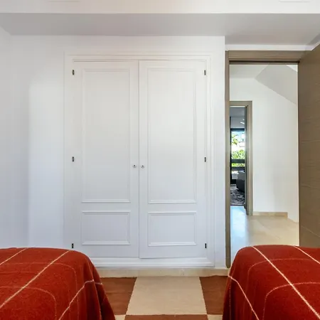 & Golf - Lagoon Pool - Sleeps 8 Μαρμπέλλα